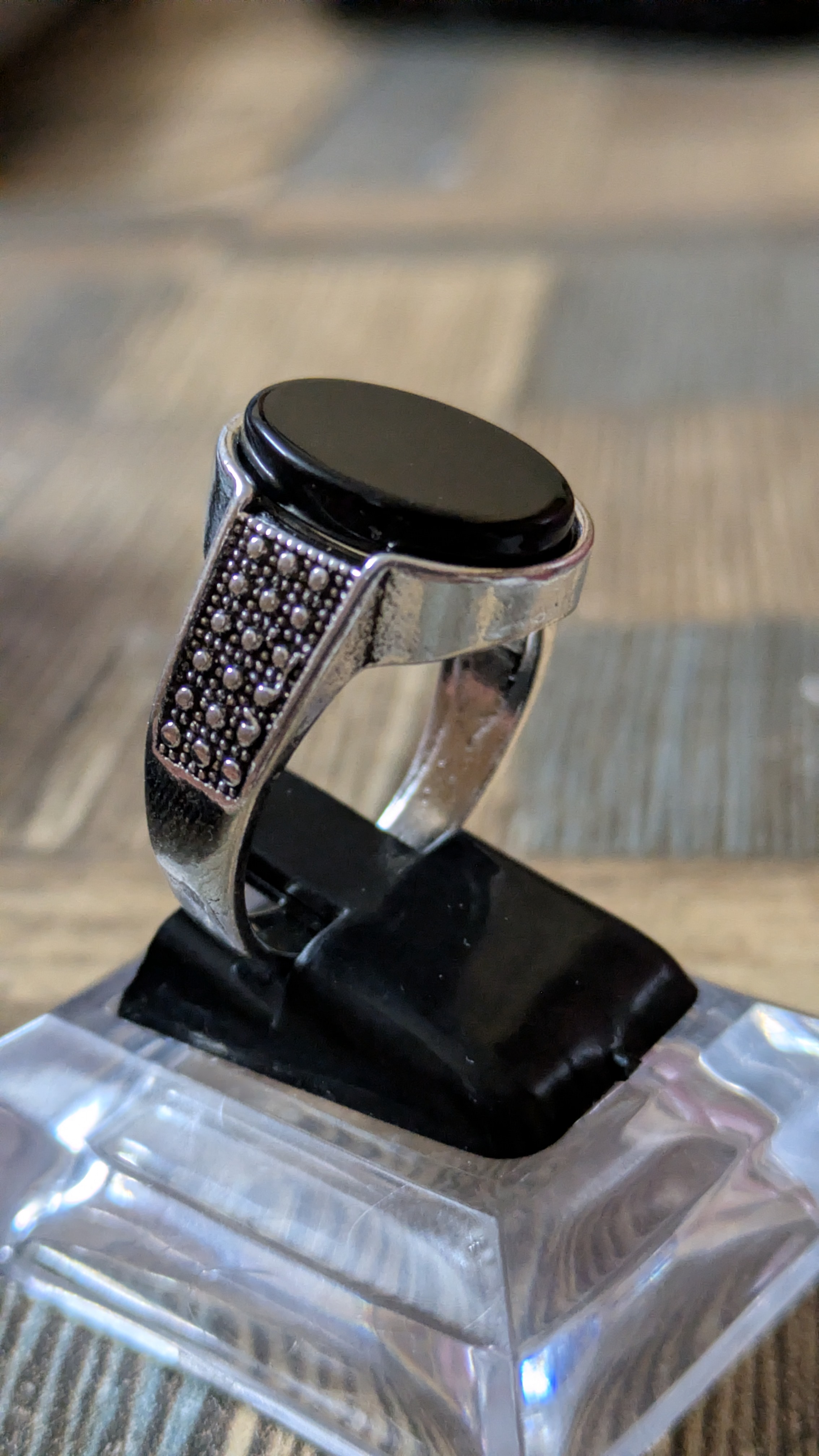 The Persian Black Agate Signet image 2